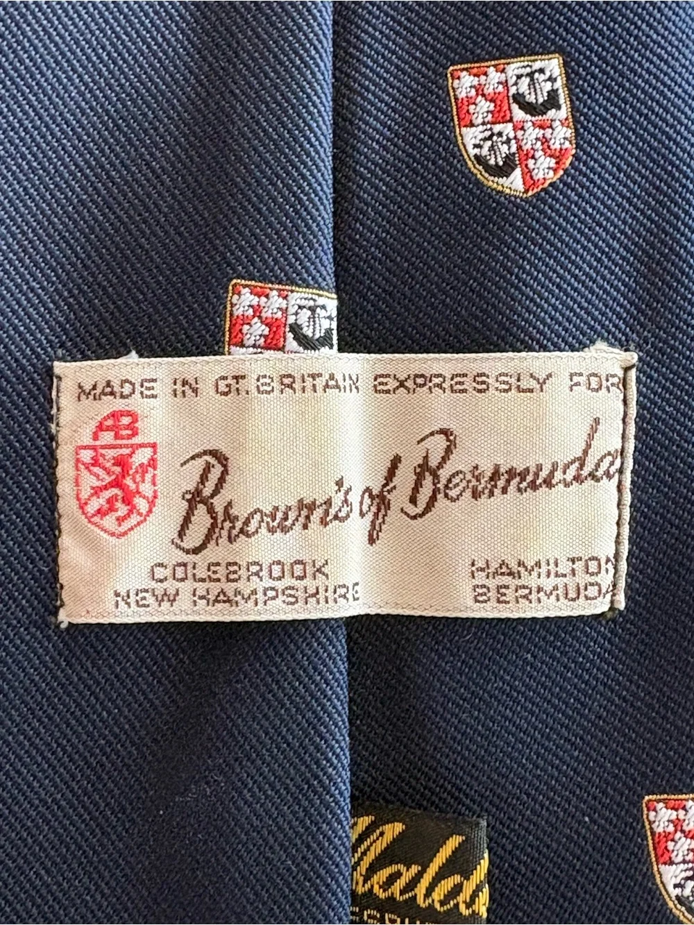 Vintage Malden Browns of Bermuda Navy Crest Club Tie Made in Britain 4” Wide